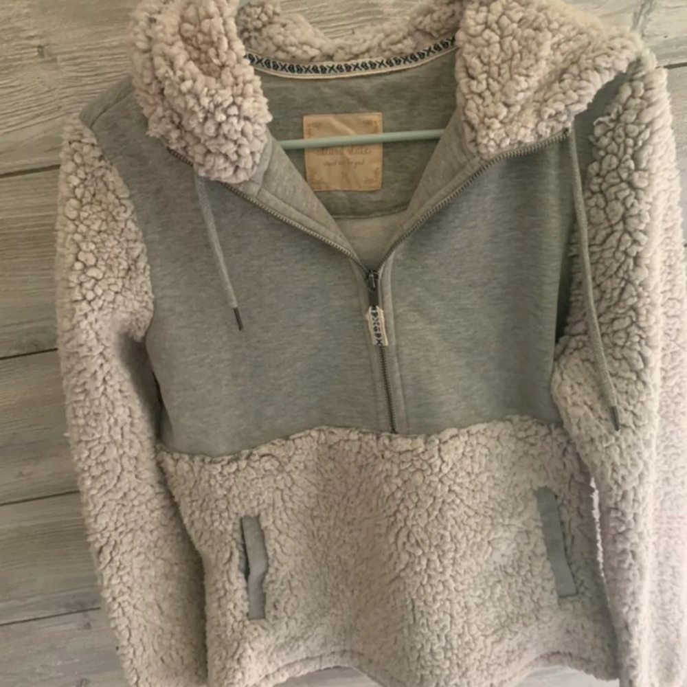 Sherpa hoodie